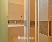 _DSC0090_1And2More kopie